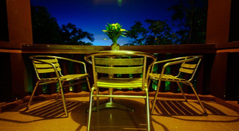 Central Night Hotel Siem Reap Exterior photo
